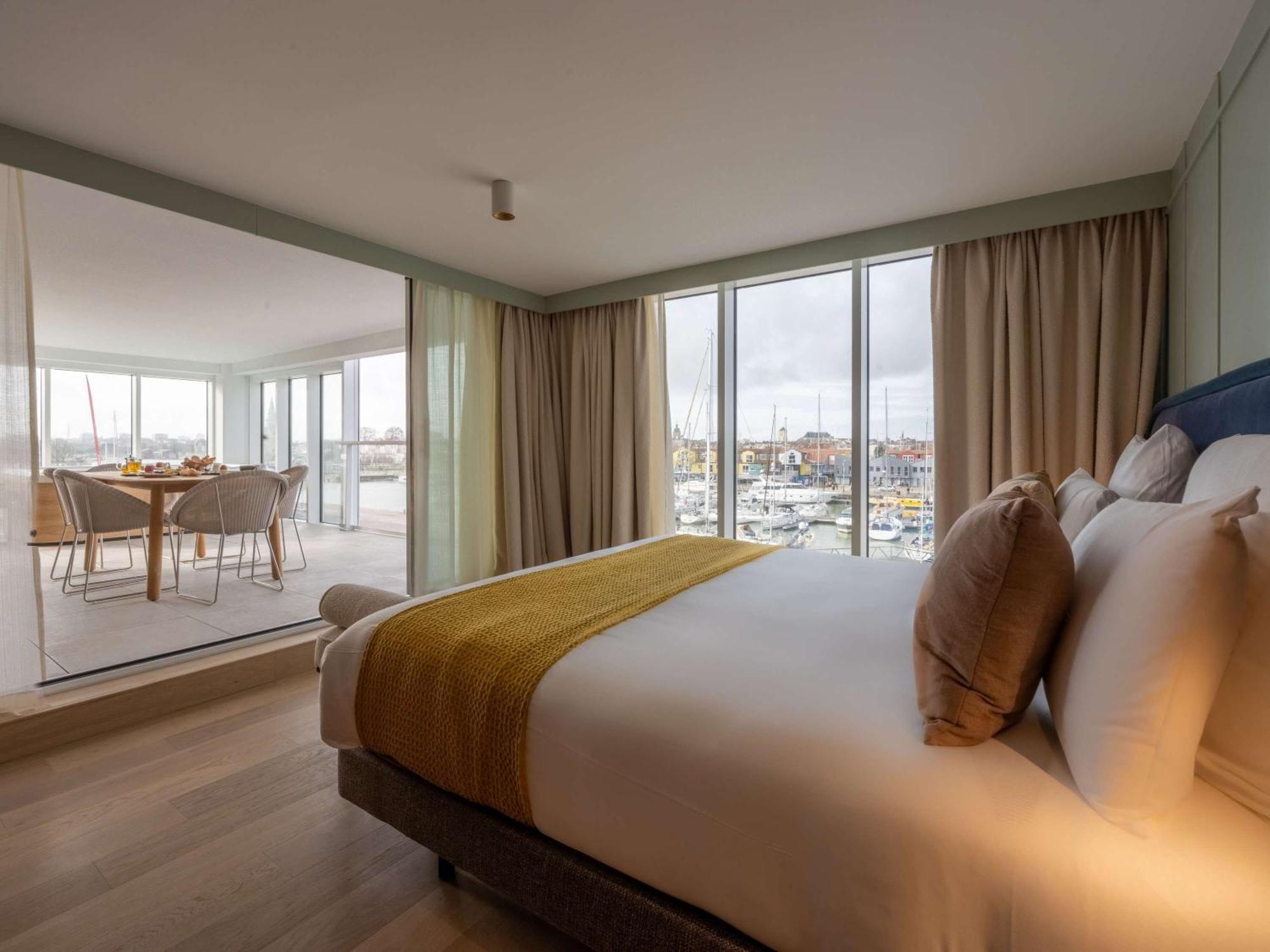 Mercure La Rochelle Vieux Port Екстериор снимка